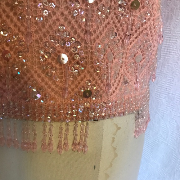 Vintage 50’s/60’s pink beaded shell top S/M - Picture 3 of 11